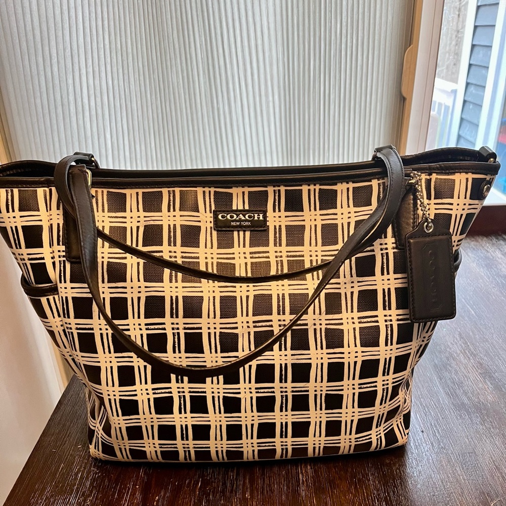 Coach Black/White Diaper Bag. Very good condition. No stains, rips, or damage.